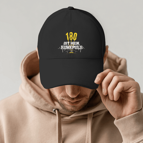 180 ist mein Ruhepuls Bio Cap – stylish black cap with humorous dart design and striking yellow lettering.