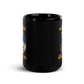 Ich bin nicht verkatert. Ich bin in Reha mit Stil – Black Glossy Mug with humorous design